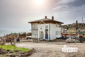 Дом 271м², 3-этажный, участок 0 сот.  