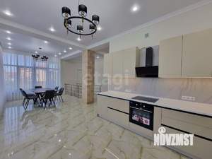 Дом 330м², 3-этажный, участок 7 сот.  