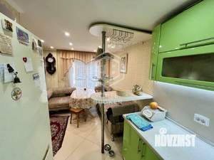 Дом 150м&sup2;, 3-этажный, участок 4 сот.  