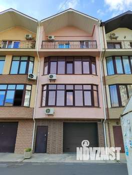 Дом 240м&sup2;, 4-этажный, участок 2 сот.  