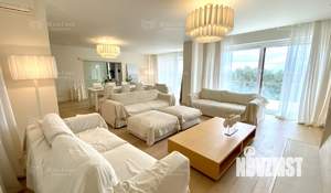 Дом 564м², 3-этажный, участок 12 сот.  