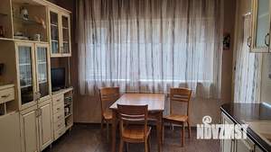 Дом 210м², 3-этажный, участок 4 сот.  