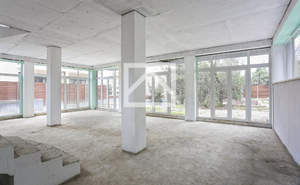 Дом 293м&sup2;, 3-этажный, участок 9 сот.  