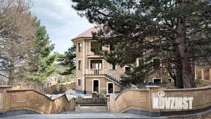 Дом 504м&sup2;, 3-этажный, участок 14 сот.  