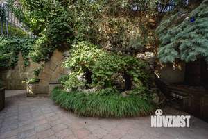 Дом 285м&sup2;, 3-этажный, участок 9 сот.  