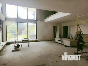 Дом 600м&sup2;, 3-этажный, участок 20 сот.  