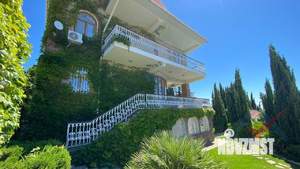 Дом 504м², 4-этажный, участок 11 сот.  