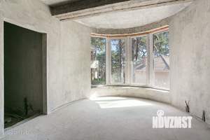 Дом 300м², 3-этажный, участок 10 сот.  