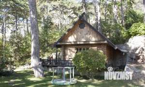 Дом 400м&sup2;, 3-этажный, участок 41 сот.  