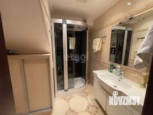 Дом 251м², 3-этажный, участок 4 сот.  