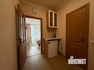 Дом 127м&sup2;, 4-этажный, участок 1 сот.  