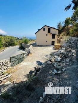 Дом 337м², 3-этажный, участок 5 сот.  