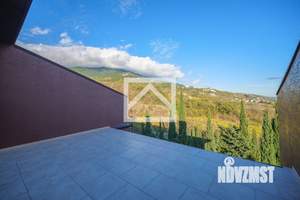 Таунхаус 300м&sup2;, 4-этажный, участок 1 сот.  