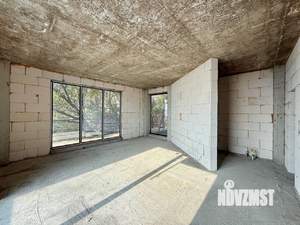 Дом 326м², 3-этажный, участок 8 сот.  