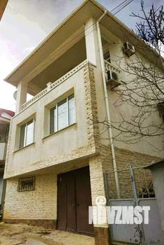 Дом 155м&sup2;, 3-этажный, участок 1 сот.  