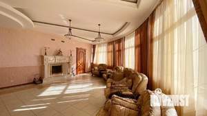 Дом 515м², 3-этажный, участок 10 сот.  