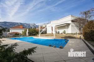 Дом 400м&sup2;, 2-этажный, участок 20 сот.  