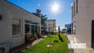 Дом 265м&sup2;, 2-этажный, участок 7 сот.  