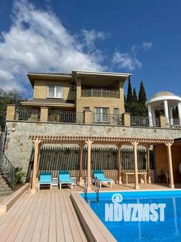 Дом 460м&sup2;, 3-этажный, участок 12 сот.  