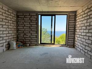 Дом 260м², 3-этажный, участок 5 сот.  