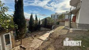 Дом 217м², 3-этажный, участок 6 сот.  