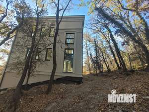 Коттедж 245м², 3-этажный, участок 5 сот.  