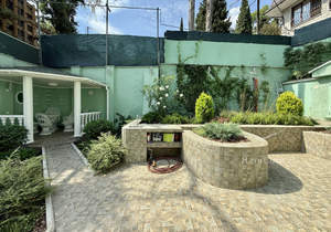 Дом 185м&sup2;, 2-этажный, участок 3 сот.  