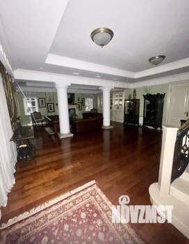 Дом 1250м², 4-этажный, участок 17 сот.  