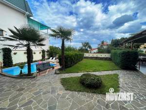 Коттедж 432м², 3-этажный, участок 6 сот.  