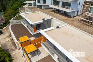 Дом 156м&sup2;, 2-этажный, участок 3 сот.  