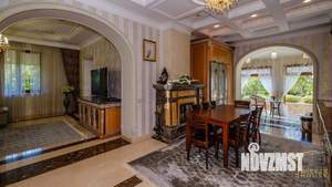 Дом 410м², 3-этажный, участок 14 сот.  