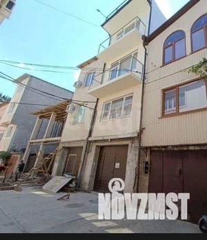 Дом 250м², 3-этажный, участок 2 сот.  