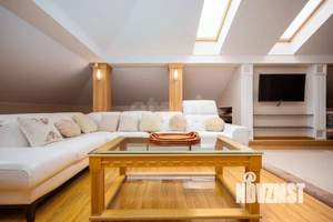 Дом 450м², 3-этажный, участок 12 сот.  