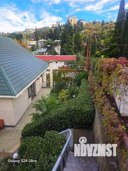 Дом 303м², 3-этажный, участок 7 сот.  