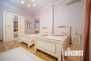 Дом 366м², 3-этажный, участок 10 сот.  