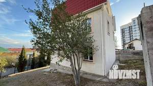 Дом 217м&sup2;, 3-этажный, участок 6 сот.  