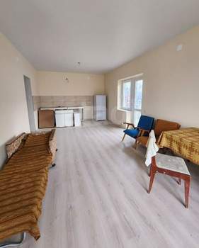 Дом 150м&sup2;, 3-этажный, участок 4 сот.  