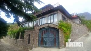 Коттедж 622м&sup2;, 3-этажный, участок 30 сот.  