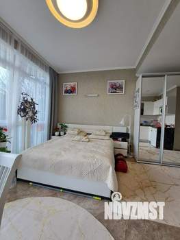 Дом 112м&sup2;, 3-этажный, участок 1 сот.  