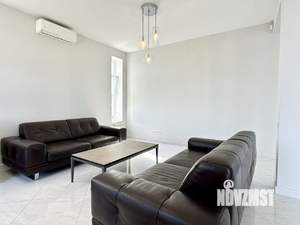 Дом 440м², 3-этажный, участок 6 сот.  