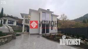 Дом 230м&sup2;, 2-этажный, участок 7 сот.  