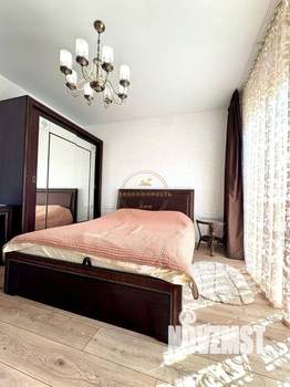 Дом 200м&sup2;, 3-этажный, участок 3 сот.  