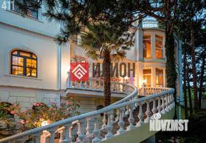 Дом 740м&sup2;, 4-этажный, участок 9 сот.  