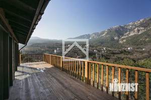 Дом 249м&sup2;, 3-этажный, участок 5 сот.  