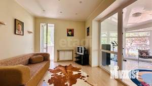 Дом 230м², 3-этажный, участок 22 сот.  