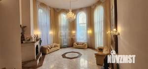 Дом 696м², 3-этажный, участок 6 сот.  