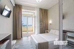 Дом 1200м&sup2;, 3-этажный, участок 30 сот.  