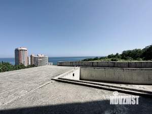 Дом 1470м², 3-этажный, участок 13 сот.  