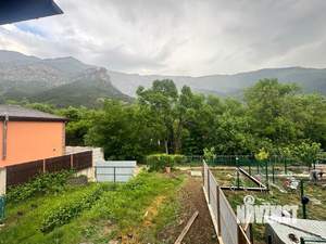 Дом 174м&sup2;, 2-этажный, участок 5 сот.  