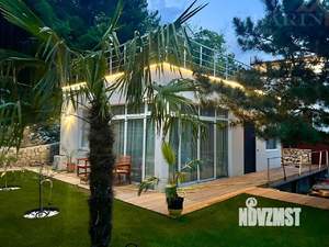 Коттедж 294м&sup2;, 2-этажный, участок 9 сот.  